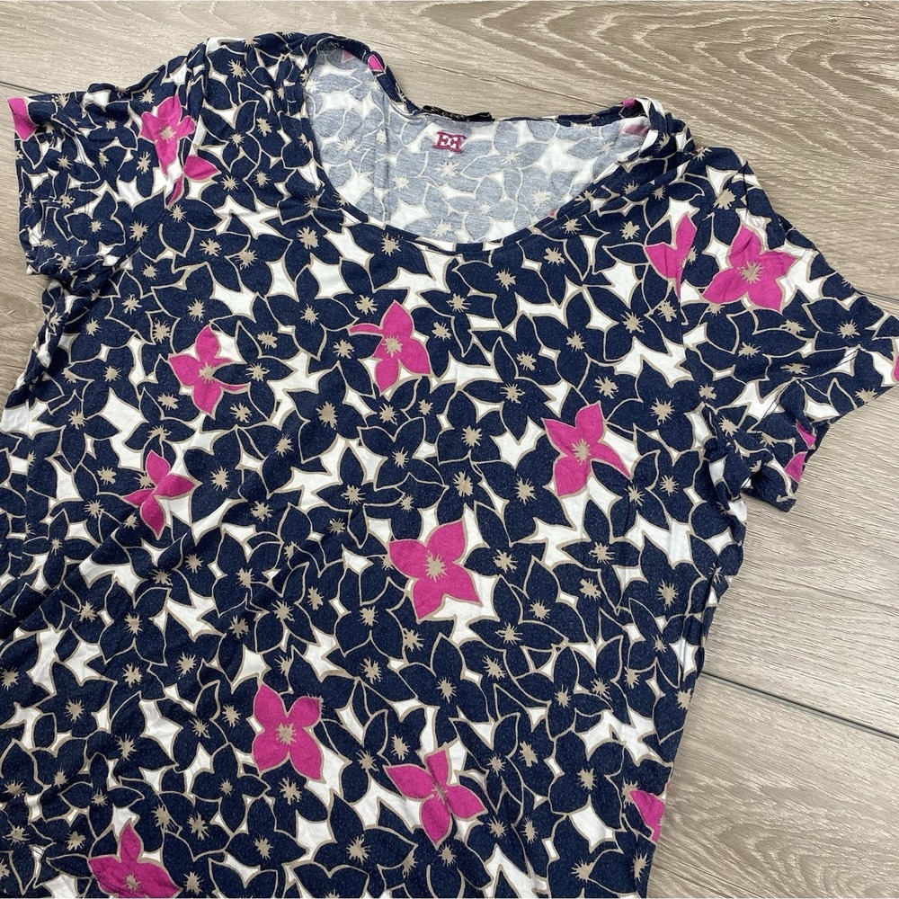 Escada Women's Short Sleeve Floral Pattern T Shirt Blue Size Medium